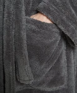 Prix Usine Pier One Peignoir sous-vêtements & chaussettes capuche homme -magasin Pier One cf93ade5ba354168a1c753cb24d00deb