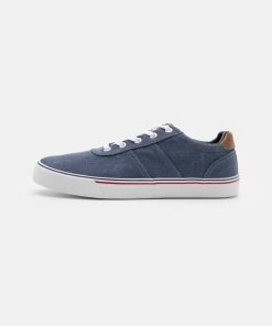 Pier One UNISEX - Baskets basses Prix Bradés sneakers rond -magasin Pier One d03acabcec3643c98205459793bf4d1b 1