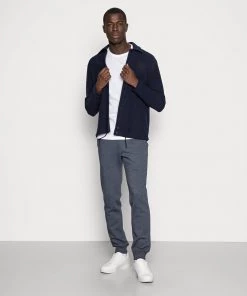 Meilleur Prix Garanti Pier One 3 PACK - T-shirt basique t-shirts col rond homme