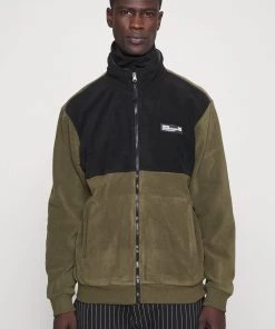 Pier One Prix Distinctifs Veste polaire pulls & gilets col officier homme