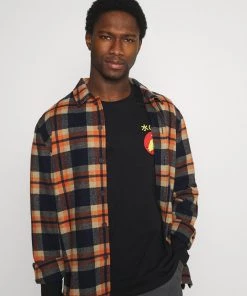 Prix Dynamité Pier One T-shirt à manches longues t-shirts col rond homme -magasin Pier One d43ff442568a4821a69a1805cf4bdcd9