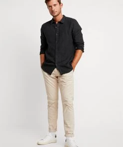 Pier One Assurance De l’Authenticité Chemise chemises col kent homme -magasin Pier One d76efbb9b45941cb851d8b057181e5fd