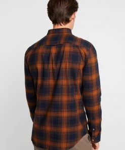 Pier One Chemise Prix Usine chemises col kent homme -magasin Pier One d916e9496a3b417385ac7b041461757f