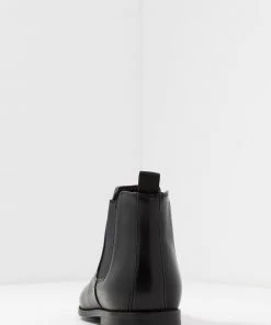 Vendre Pier One Bottines boots et bottes rond homme -magasin Pier One db8ee0a9254e4eb692c9dc058dc63c80