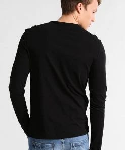 Pier One Qualité Excellente T-shirt à manches longues t-shirts col tunisien homme -magasin Pier One df1fe5cd40984d1580363c0147a59e34