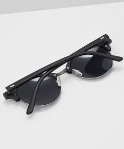 Prix Exclusifs Pier One UNISEX - Lunettes de soleil ronde -magasin Pier One e0ce900c08ff46c39419aa1554434e37