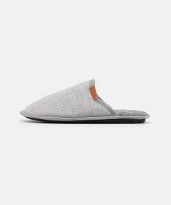 Prix Accessible Pier One Chaussons rond homme