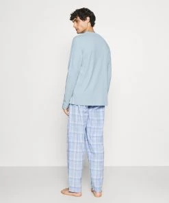 Pier One Vendre Pyjama pyjamas normale homme -magasin Pier One e2634057ab604dcfbd8d6a63dcc697a4