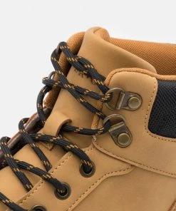 Pier One Baskets montantes Qualité garantie 100% baskets & sneakers rond homme -magasin Pier One e325666522354a59b56e0b4b3e77c129