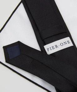 Prix Légers Pier One SET - Mouchoir de poche pochettes de costume couleur unie homme -magasin Pier One e4a01fbba06e4c198fc3346ae324ab26