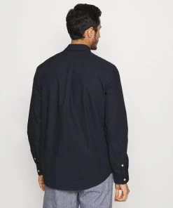 Pier One Chemise Bon Rapport Coût-Efficacité chemises col à boutons homme 10 Pier One Chemise Bon Rapport Coût-Efficacité chemises col à boutons homme -magasin Pier One e4cabe3368614ec7a759ad0e1216252e