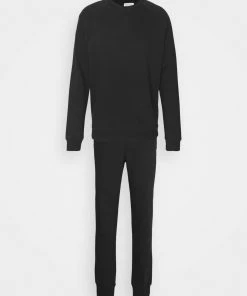 Pas Cher Pier One SET - Survêtement joggings & survêtements normale homme 17 Pas Cher Pier One SET - Survêtement joggings & survêtements normale homme -magasin Pier One e67ae537ea924f22905cbe4d4da1f21a