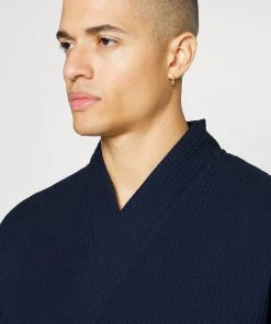 Pier One Peignoir Un Tarif Préférentiel sous-vêtements & chaussettes col châle homme 12 Pier One Peignoir Un Tarif Préférentiel sous-vêtements & chaussettes col châle homme -magasin Pier One e8a23e172d1e49eba5a8a4af45a29f09