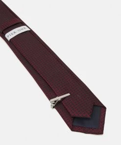 Pier One SET - Cravate Prix Dynamité pochettes de costume homme homme -magasin Pier One e90052024f1b4924abba180eeb3967db