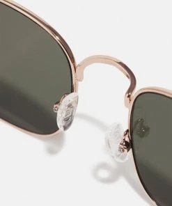 Prix Distinctifs Pier One Lunettes de soleil rectangulaire homme -magasin Pier One ec03044e405d4ac4b2c2f7c92014951a