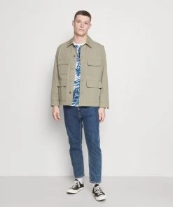 Pier One Prix Refroidis T-shirt imprimé t-shirts col rond homme -magasin Pier One eca7e18b70b543d191f2a2585364e479