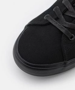 Pier One UNISEX - Baskets basses Prix Affortable baskets & sneakers rond -magasin Pier One ef1a7415707d4ca0abe6d026820cbd2b