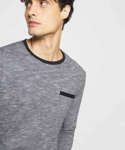 Prix Incroyables Pier One T-shirt à manches longues t-shirts col rond homme 11 Prix Incroyables Pier One T-shirt à manches longues t-shirts col rond homme -magasin Pier One ef9d5992d5f347e7992cfbd8040ccf7e