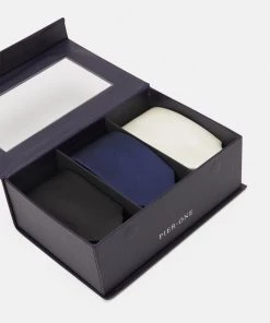 Pier One Qualité Garantie 3 PACK - Cravate cravates et nœuds papillon couleur unie homme -magasin Pier One f1bc89ae43724d6ba9db3ef038500b4d