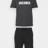 Pier One Prix Compétitif Pyjama pyjamas normale homme -magasin Pier One f217050377744713b309b1e03e8a7765 1