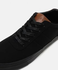 Pier One UNISEX - Baskets basses Prix Bradés sneakers rond -magasin Pier One f374fb40d83f4f7fa420352d9d7603f6