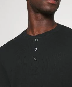 Pier One Prix Abordable LOUNGE HENLEY TEE - Haut de pyjama pyjamas col tunisien homme -magasin Pier One fd934f2b13344e4b9d2887e6cae5eff0