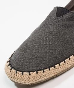 Pier One UNISEX - Espadrilles Prix Refroidis chaussures basses rond homme -magasin Pier One fdc212f67f994b7abe0dd8404b71d104