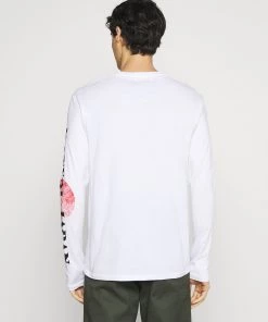 Pier One T-shirt à manches longues Prix Cassé t-shirts col rond homme -magasin Pier One fe3169073724473da08bf704472dc7b4